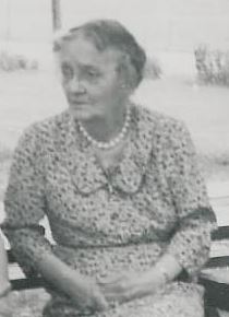 Edith MacNaughton (1963)